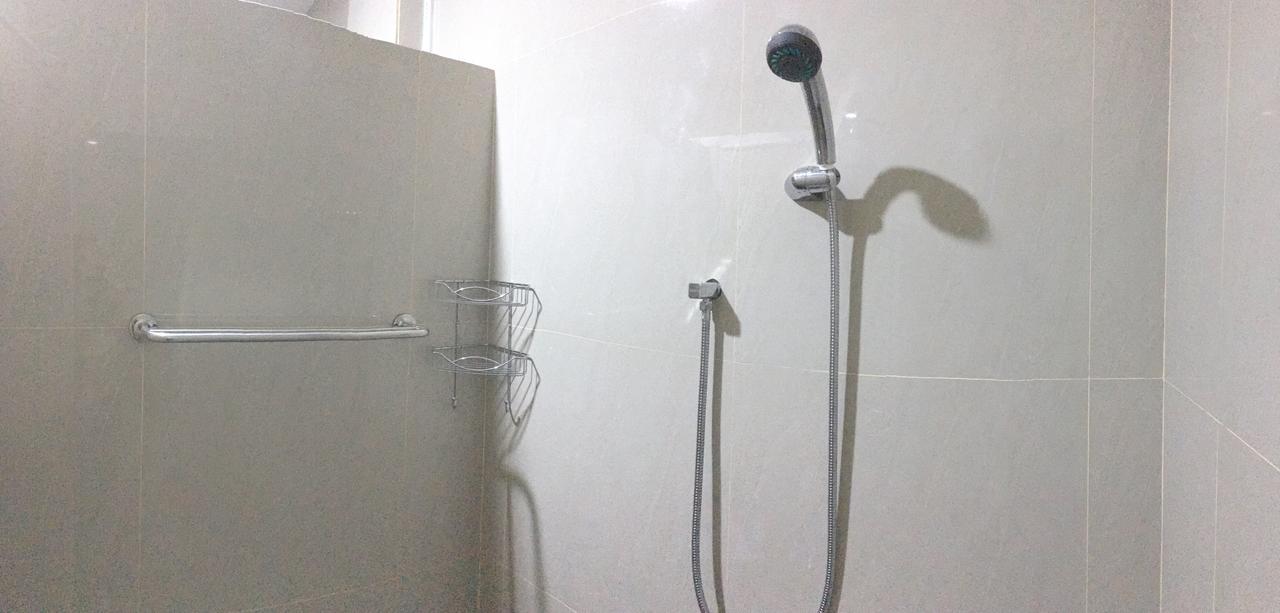 Grand Mulia Guest House Balikpapan (Borneo) Bagian luar foto